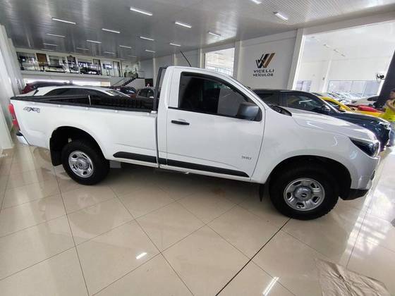 CHEVROLET S10 2.8 16V TURBO DIESEL LS CS 4X4 MANUAL CHEVROLET S10 2.8 16V TURBO DIESEL LS CS 4X4 MANUAL